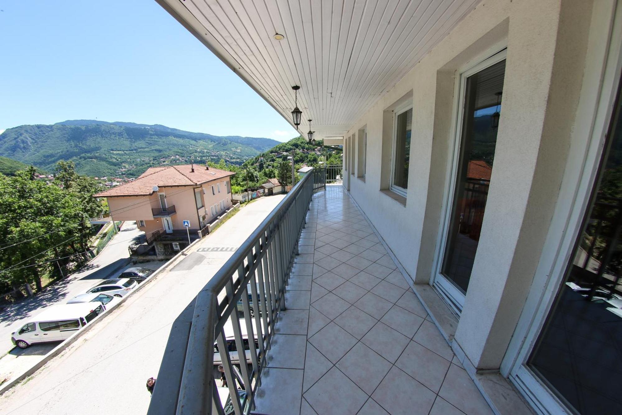 Hayat Hills Apartment